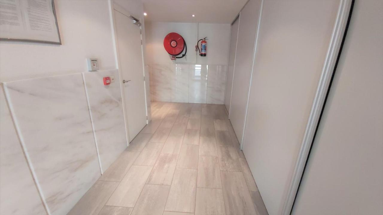 Marjori Oostende Met Gratis Parkeerplaats Exterior photo