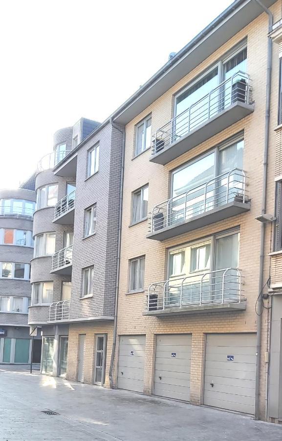Marjori Oostende Met Gratis Parkeerplaats Exterior photo